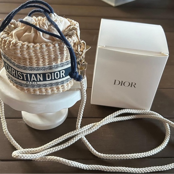 Dior raffia mini bucket bag rare crossbody - Picture 5 of 12